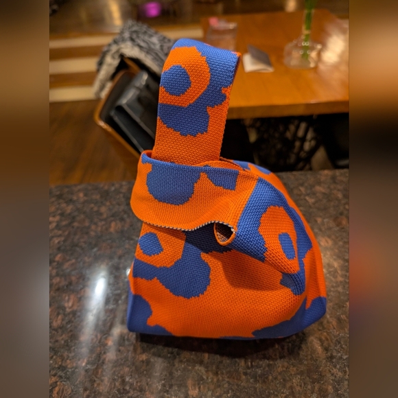 Small cloth purse / satchel / shopping bag / lunch bag - Picture 1 of 9